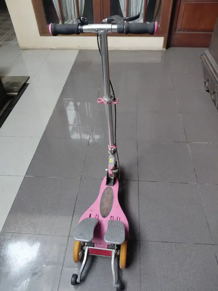 Skuter Genjot / Otoped Easy Rider Pink