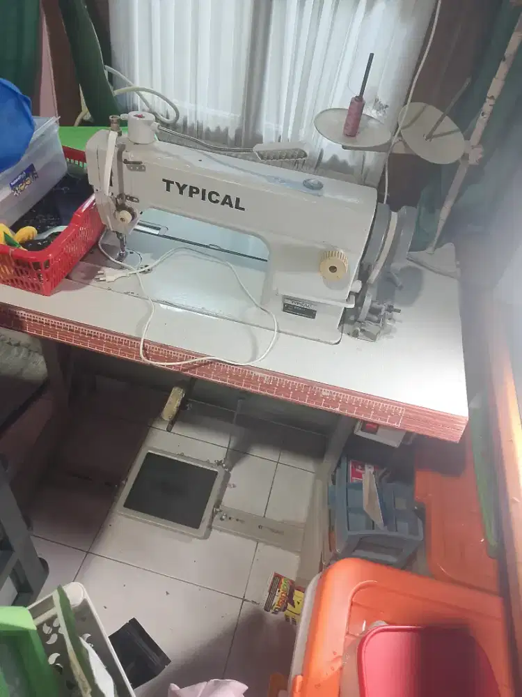 mesin jahit Typical GC 6-1 highspeed  siap pakai mulus  bisa TT Hp/Mtr