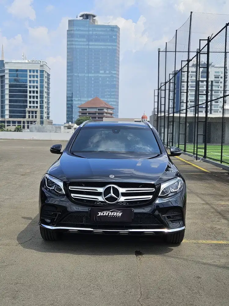 Mercedes-Benz GLC200 2018 Bensin