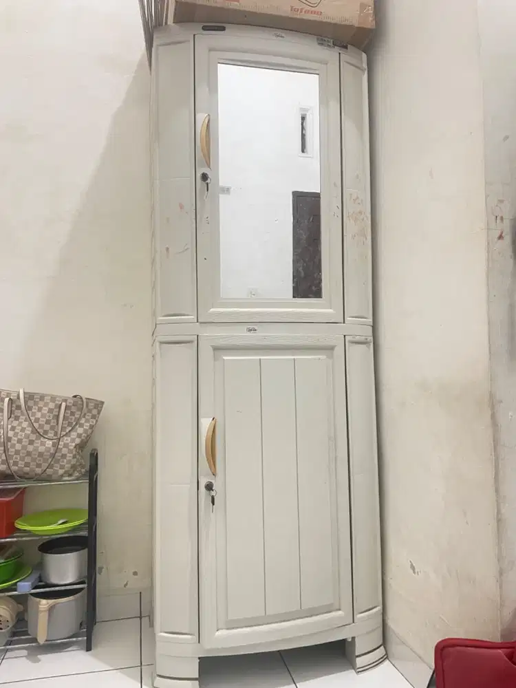 Dijual Lemari plastik awet bertahun”