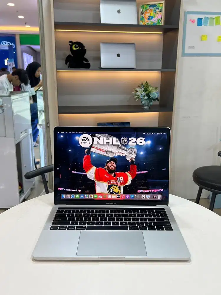 MacBook Pro 2018 13 i5 8/256GB