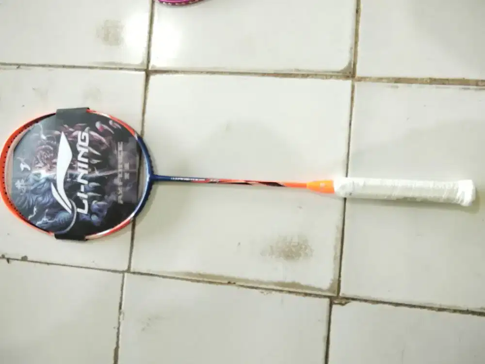 Raket Li-Ning windstrom 74