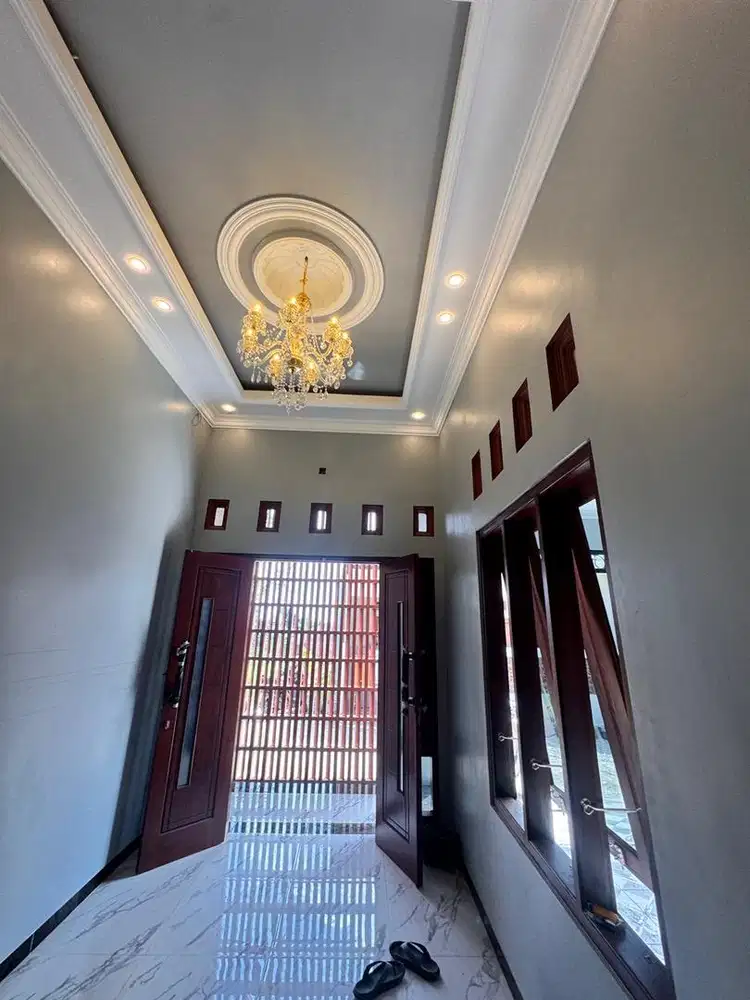 RUMAH MEWAH DEKAT KAMPUS UNNES GUNUNGPATI