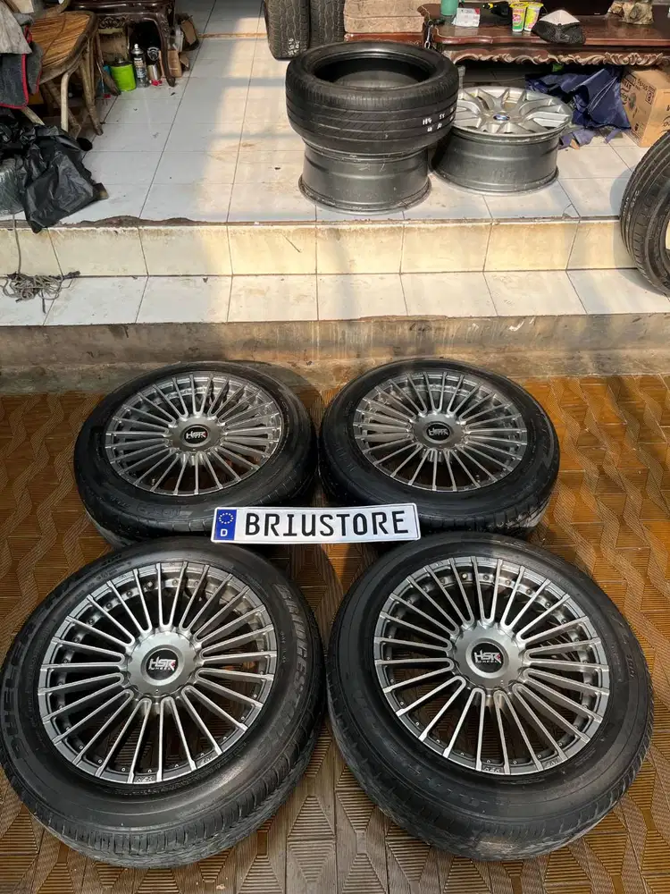 Velg HSR Amarasi R18 5 x 114  R18  Lebar 8 4Pcs