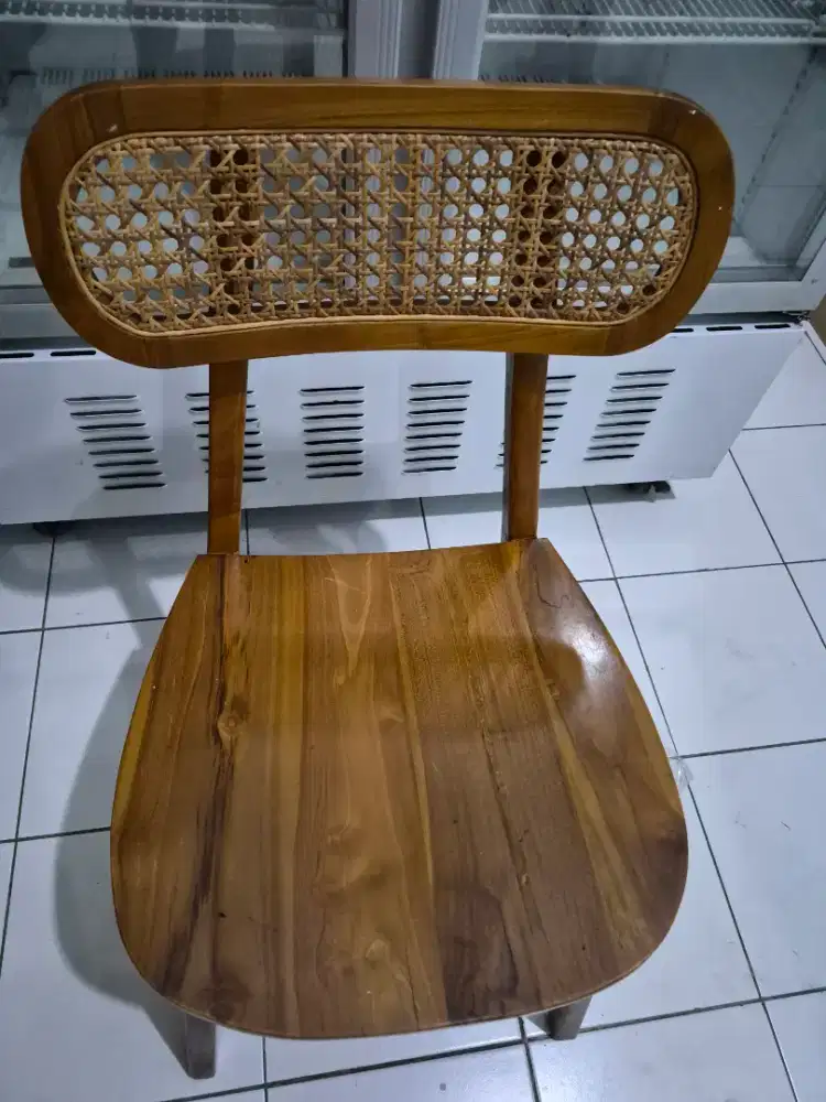 7 UNIT JUAL KURSI EX CAFFE