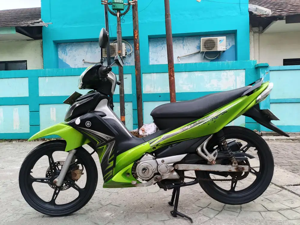 Yamaha Jupiter  Z 2012 stater halus mulus terawat