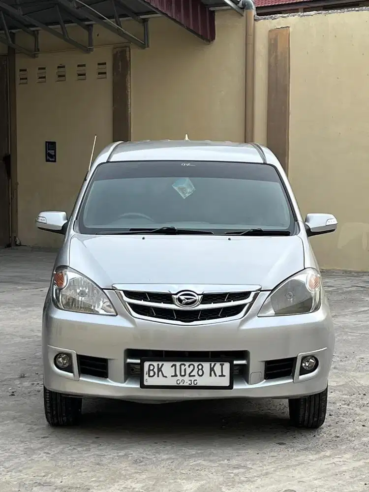 Daihatsu xenia 1.3 xi deluxe manual 2010 odo 40 rb