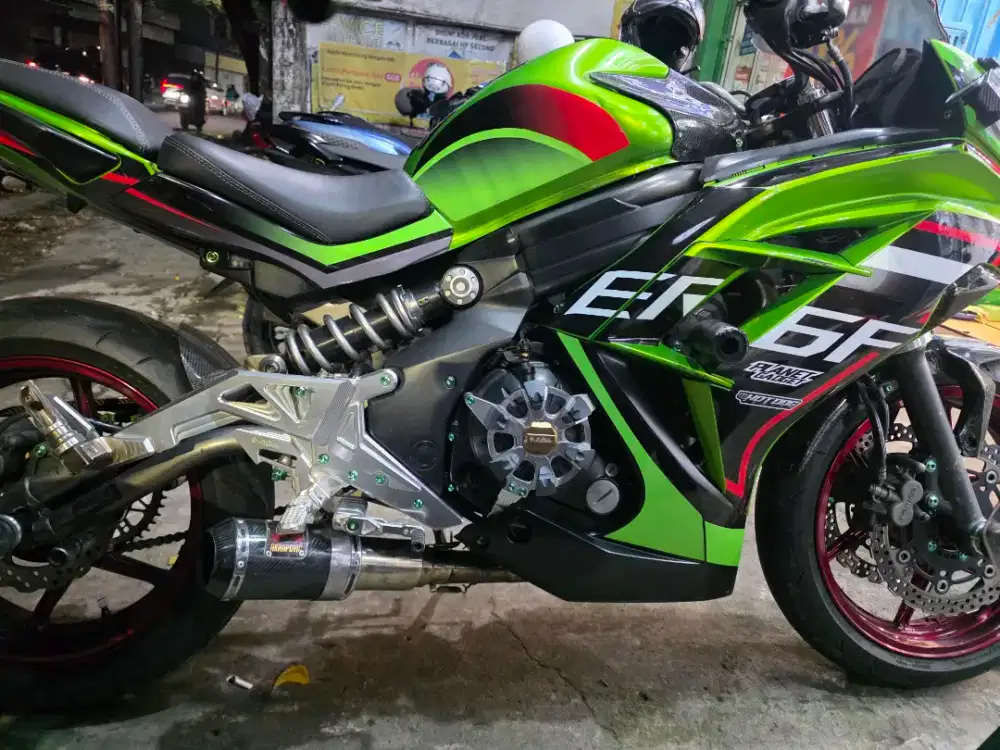 Kasawaki ER 6F 650CC 2012 FULL VARIASI