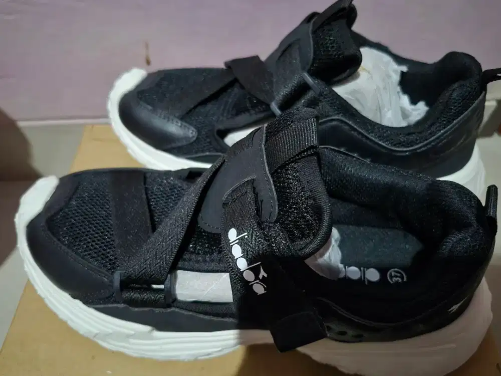 Jual Sepatu Diadora (New,Ori)