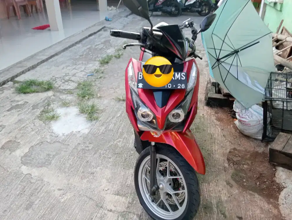 Vario kzr 2013 merah