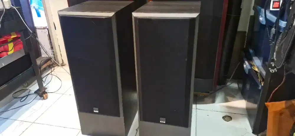 Speaker BW DM 570 UK