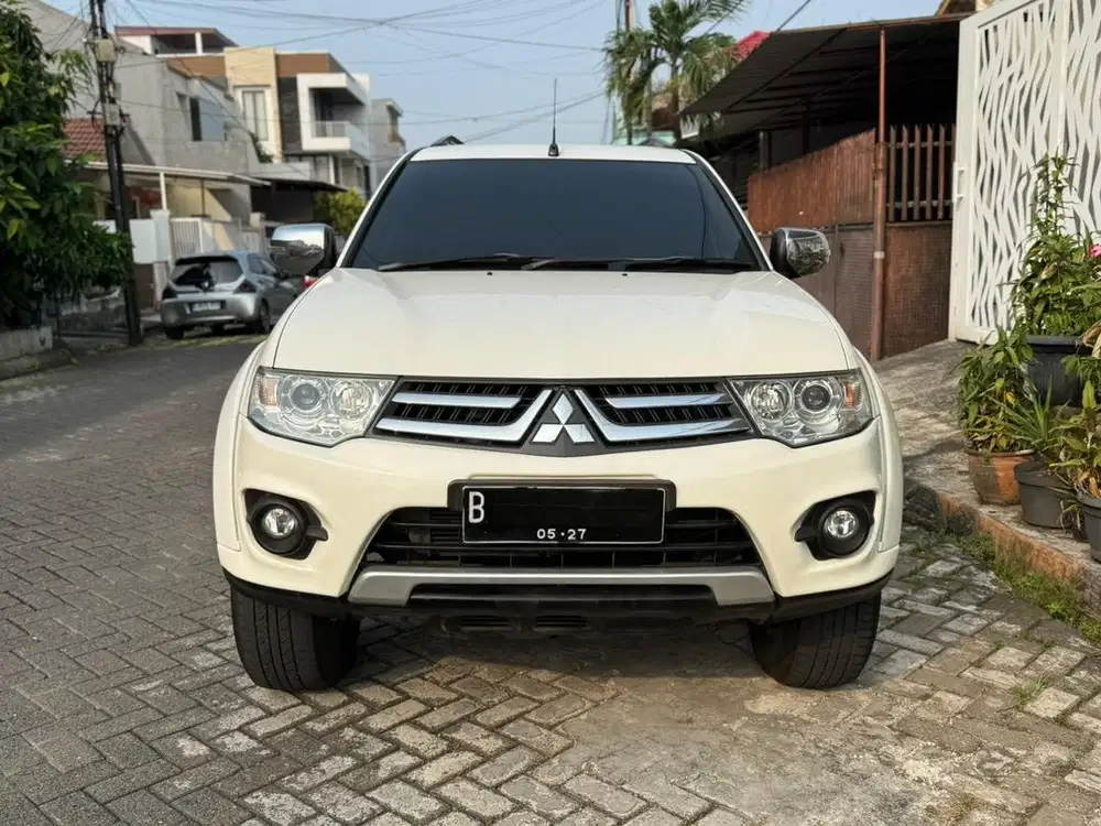 Mitsubishi Pajero Exceed Matic Th 2014 Facelift Warna Putih