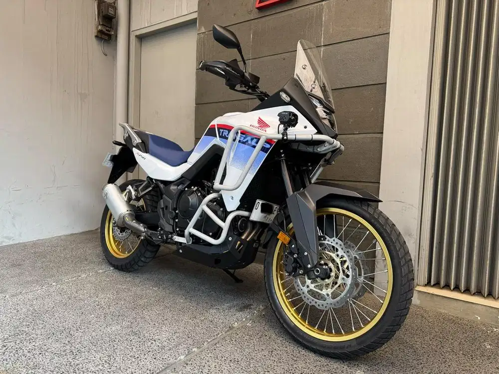 Honda Transalp 750