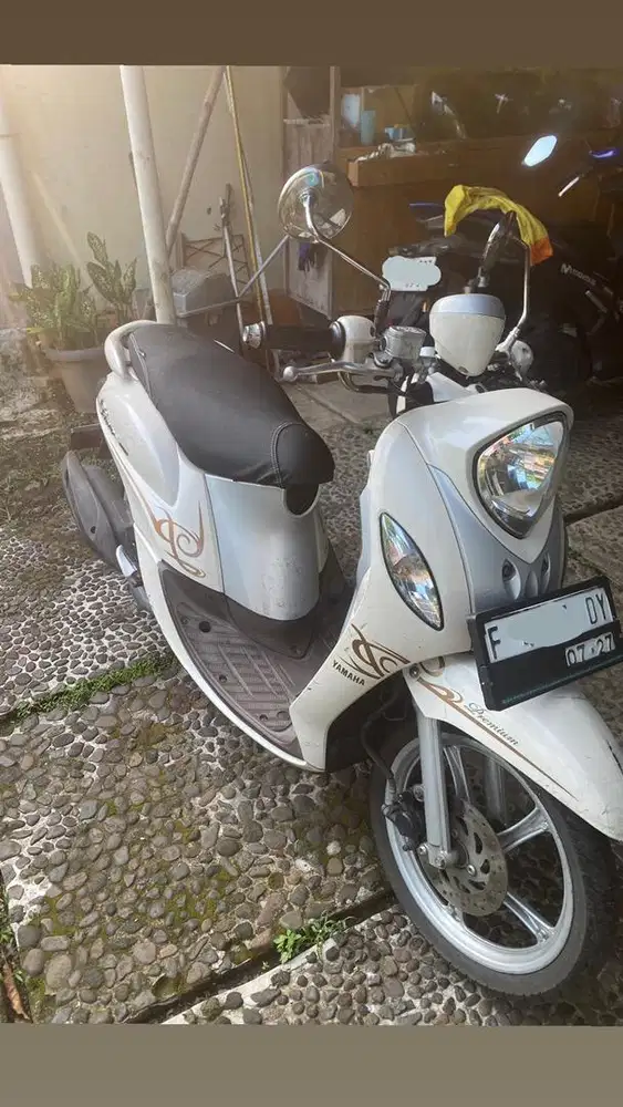 Fino 125 white second