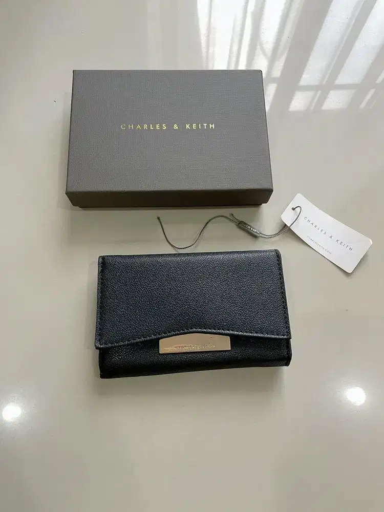 Charles n keith charles & keith dompet wallet wanita black hitam
