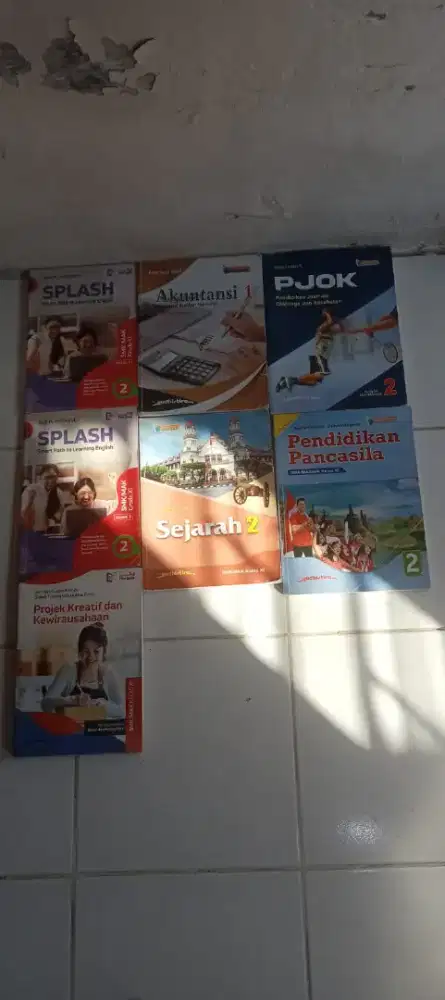 Erlangga dan Yudistira Kelas 11 SMK Akuntansi