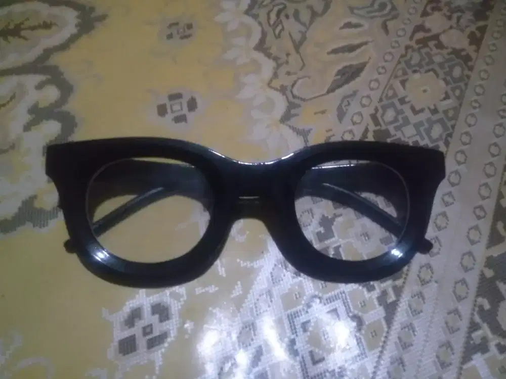 Kacamata Owl Hitam Putih Pria/Wanita