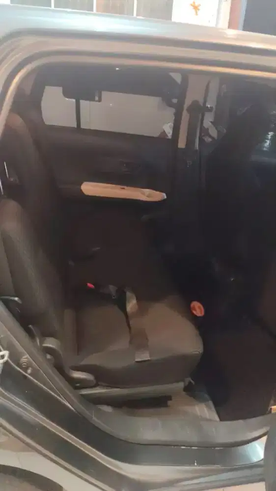 Dijual cepat sigra tipe M 2017