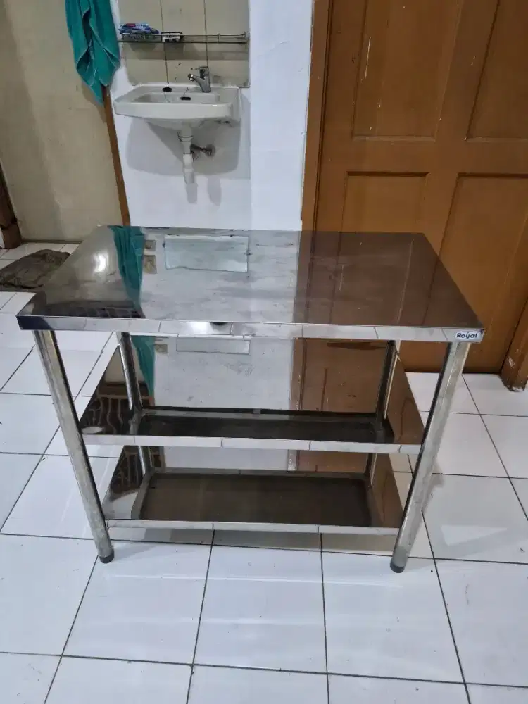 3 unit MEJA STENLIS P 1 M