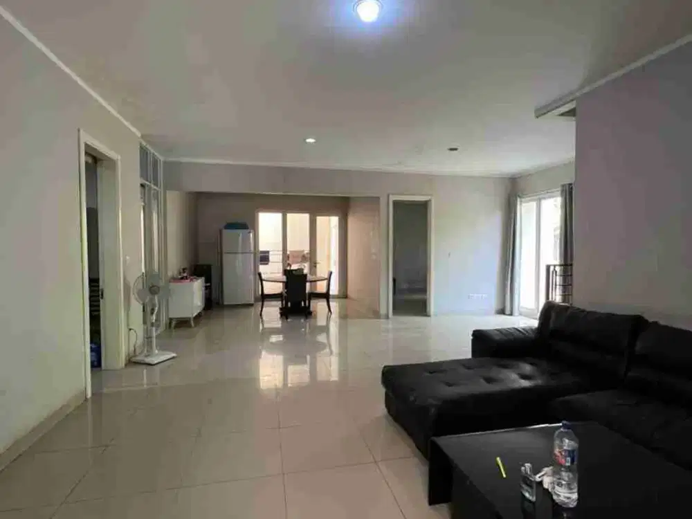 DI JUAL RUMAH hook CLUSTER SUMMARECON BEKASI