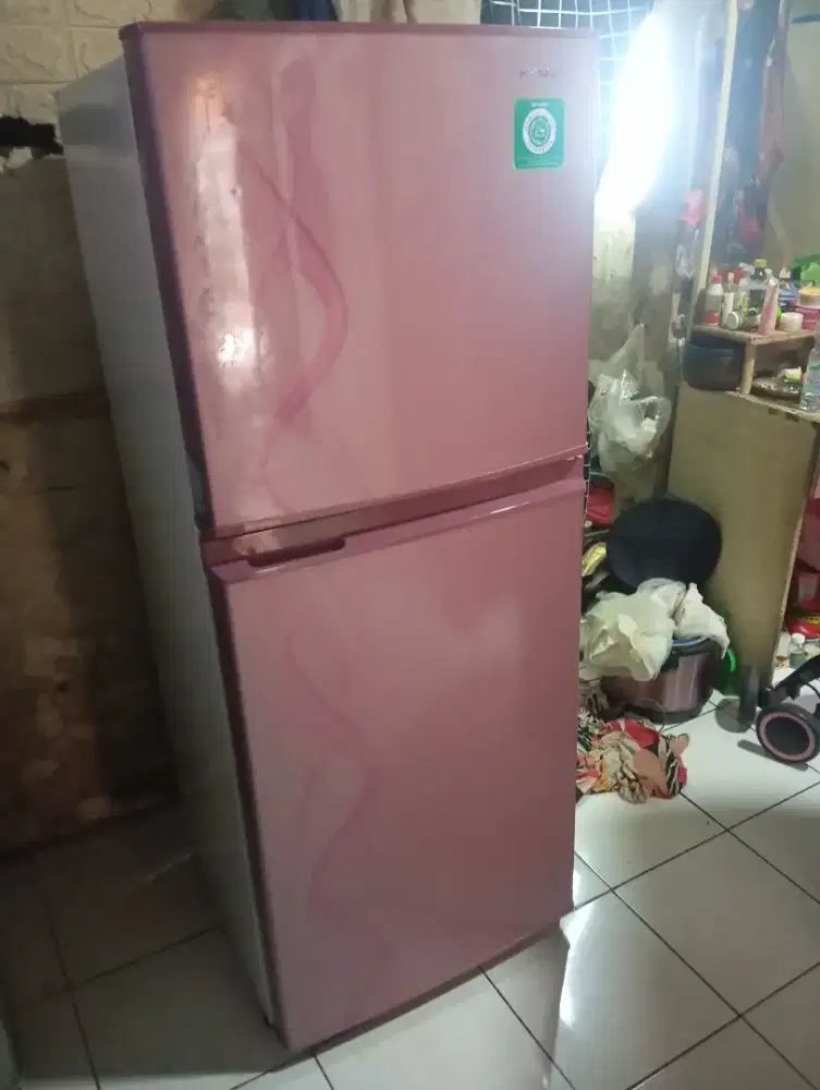 Kulkas 2 pintu Sharp