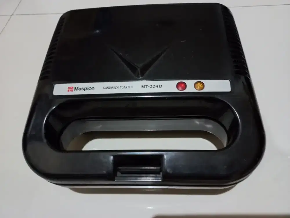 Sandwich toaster Maspion MT-204D
