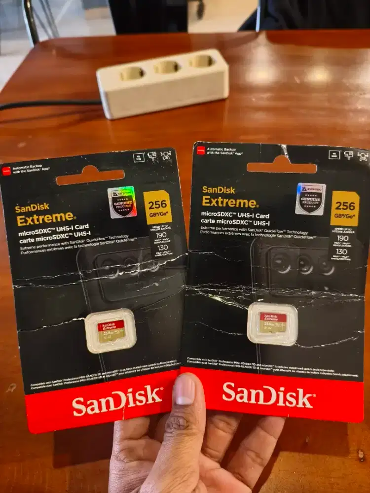 2pcs microsd Sandisk extreme 256gb NEW (cocok gaming)