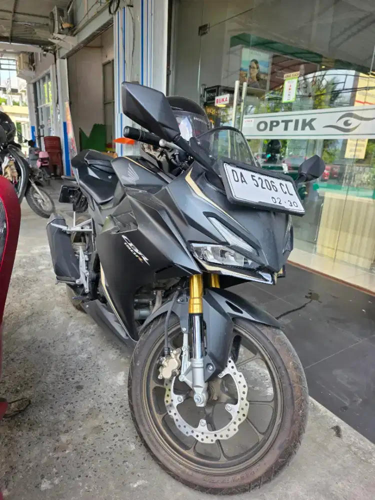 HONDA CBR150R (NEGO)