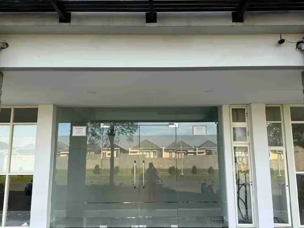 Disewakan ruko 1 lantai di royal residen BS Wiyung Surabaya barat