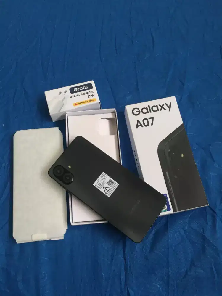Samsung A7 ram 4/64gb lengkap like new