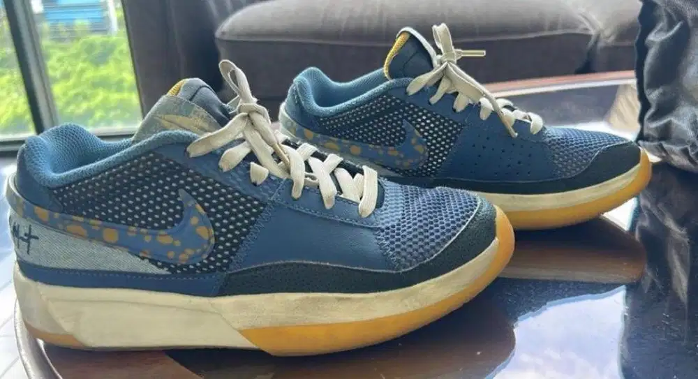 Nike Basket ball shoes