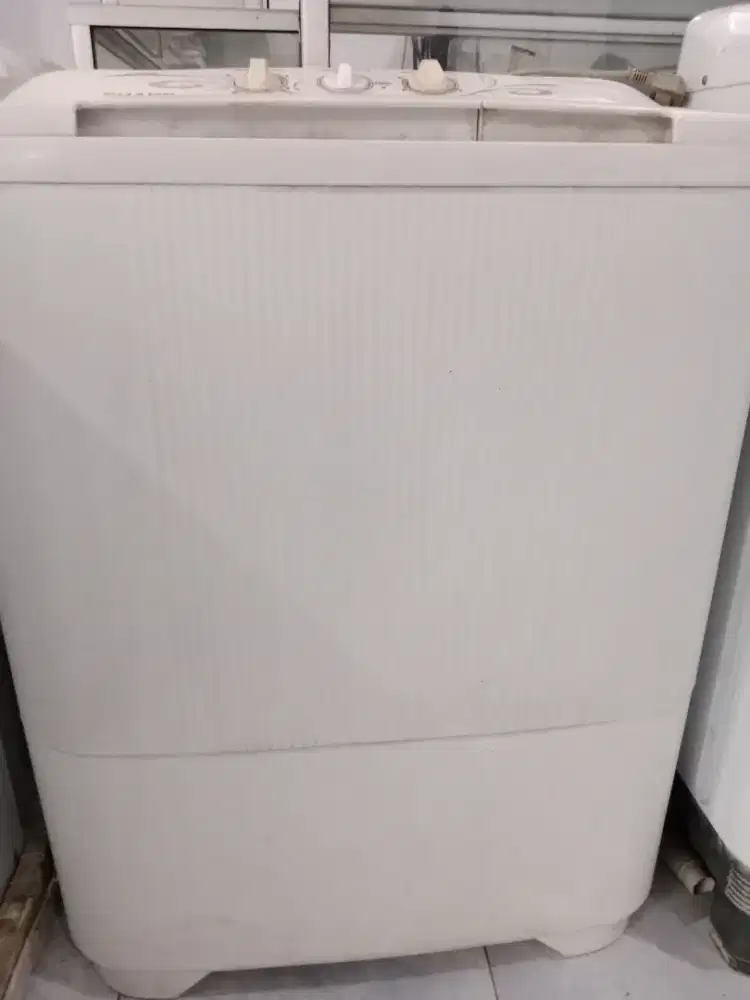 Dijual mesin cuci 2tabung SHARP