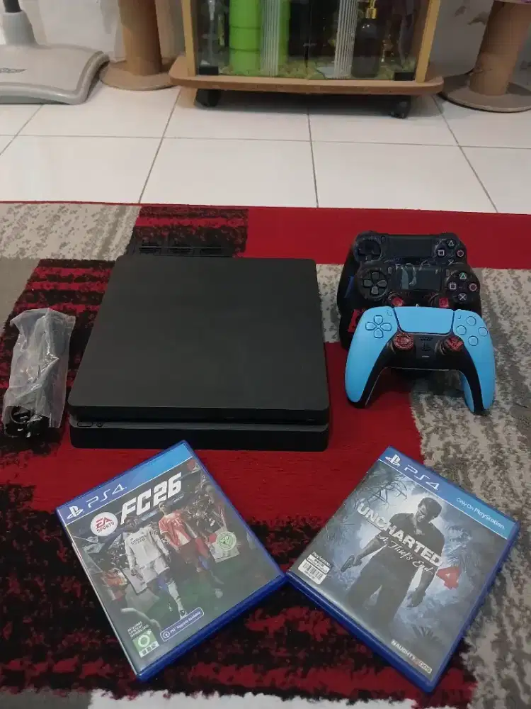 Ps 4 slim 500gb seri CUH 2200A original