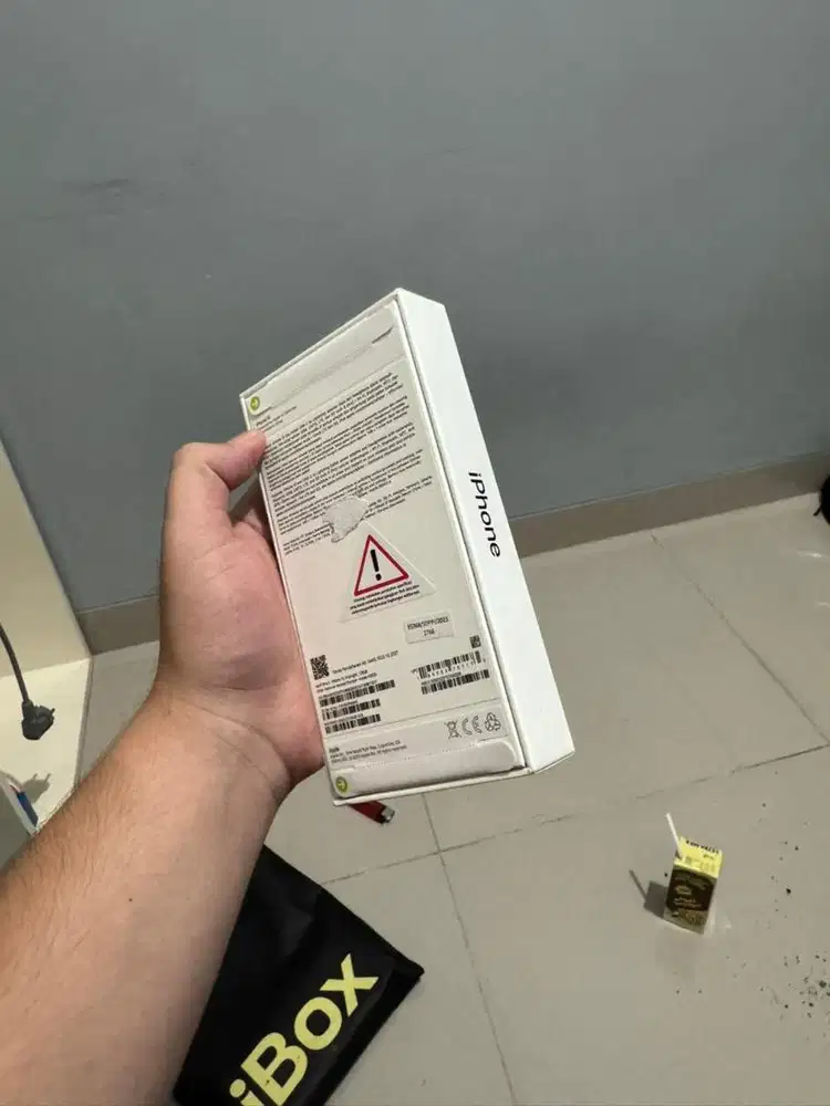 DI CARI YANG MAU JUAL IPHONE