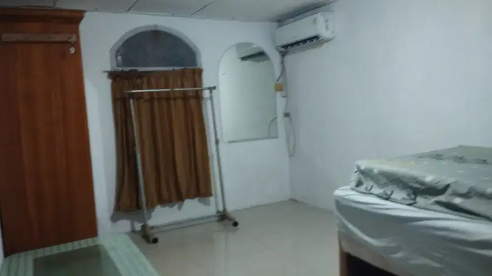 Rika Kost Janur Kuning 10