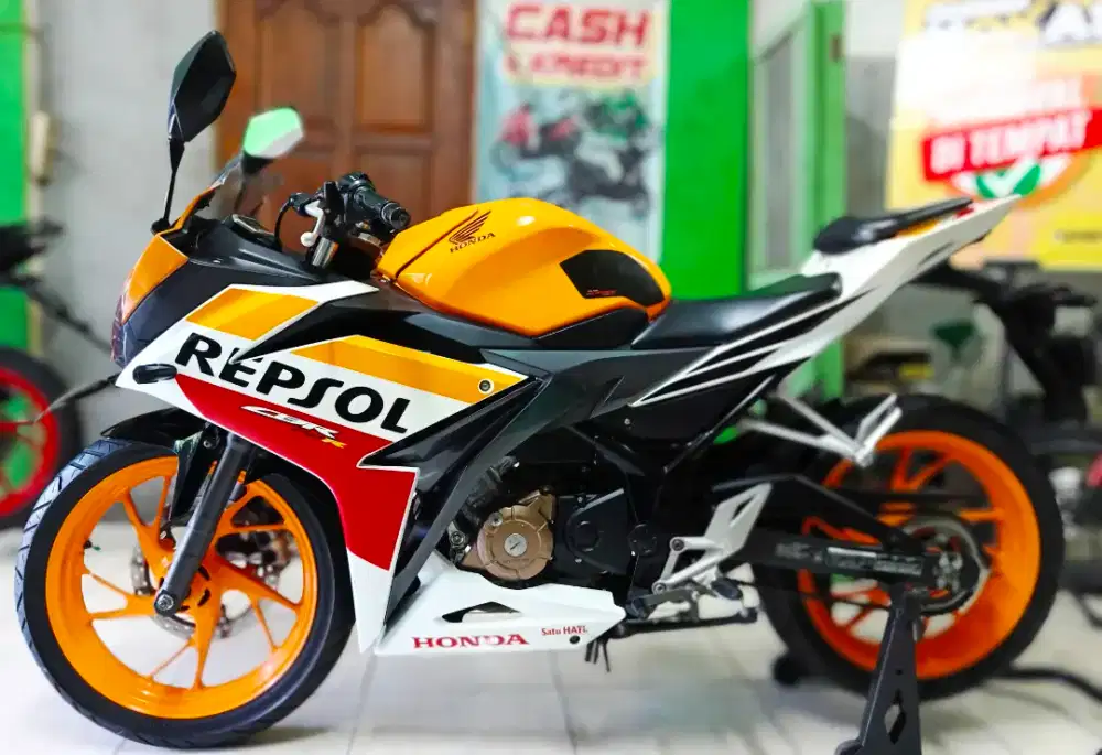 Gy. MURAH DP500 NEW CBR REPSOL 2017