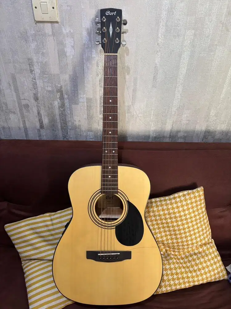 Gitar Akustik Cort AF510 E Elektrik