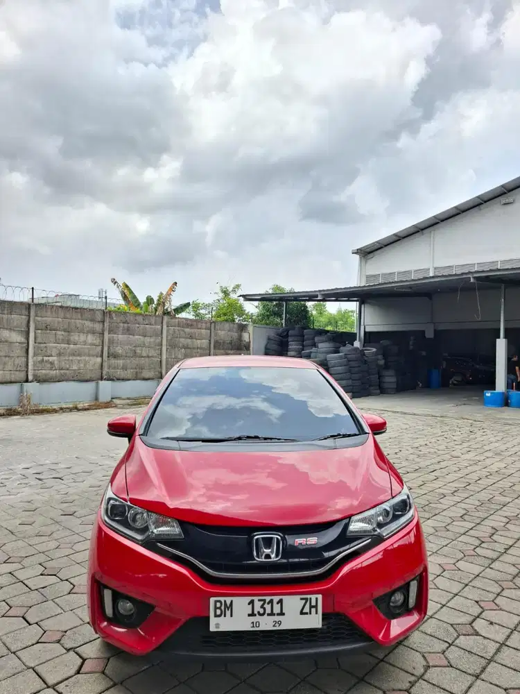 Jazz 2015 RS matic. Km 97rb antik