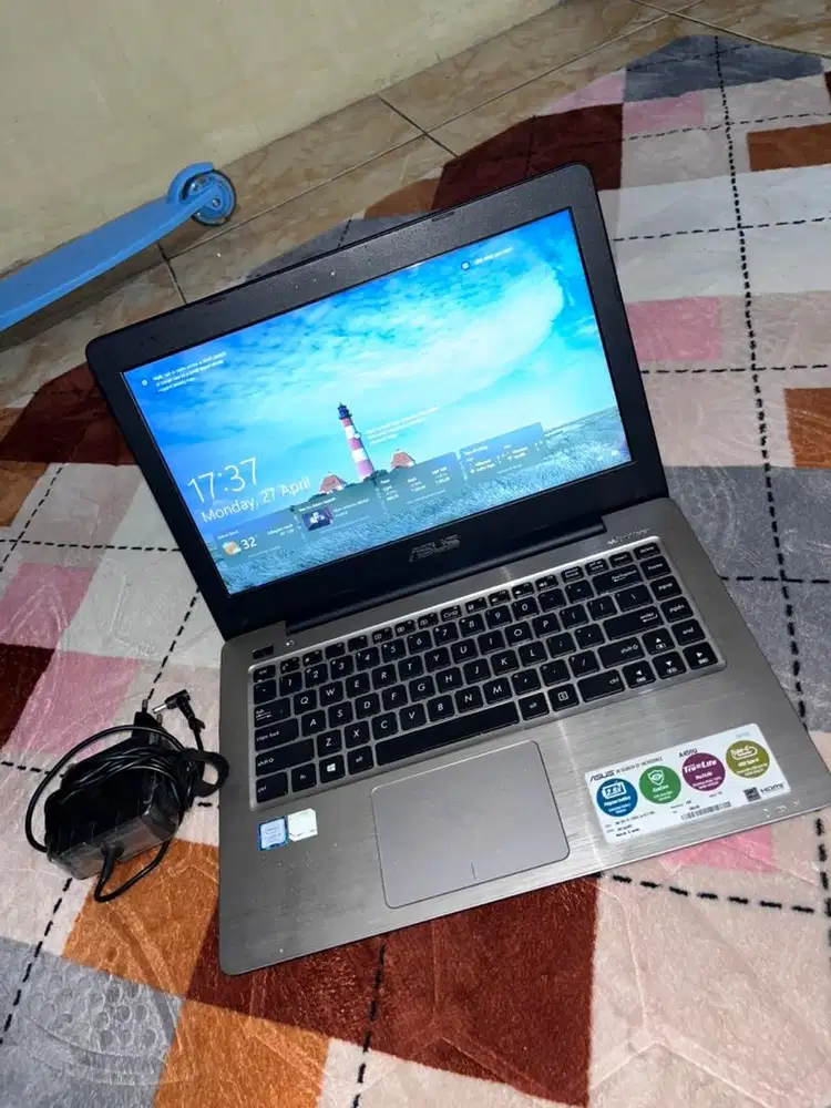 Laptop ASUS Core i5 8Gb