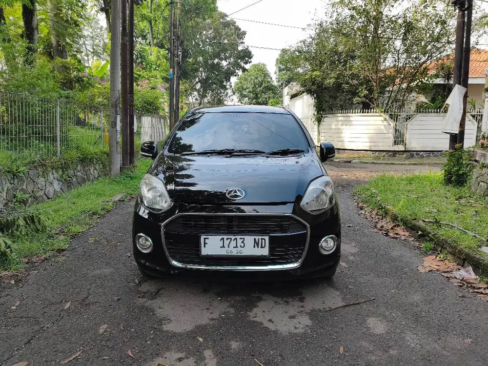 daihatsu Ayla X matic 2015 hitam