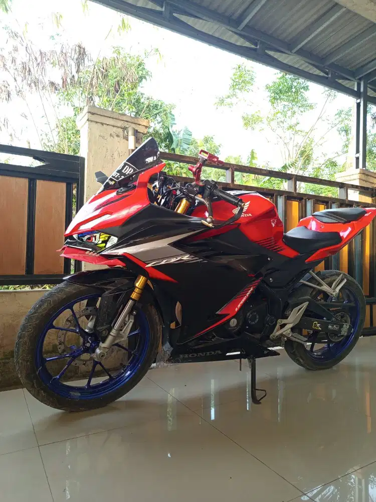 HONDA CBR 150R tahun 2021