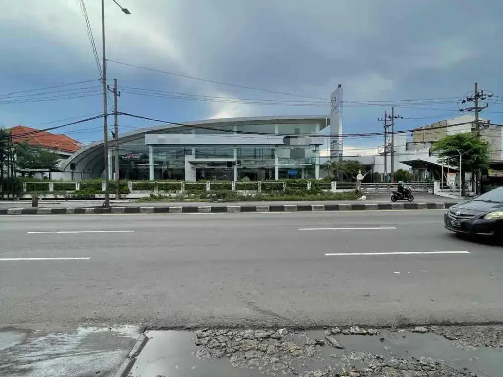 Sidoarjo Raya Taman jual murah showroom siap pakai strategis nol jalan raya double way
