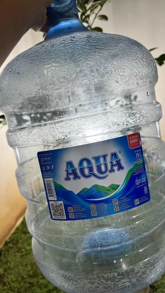 Galon Aqua kosong