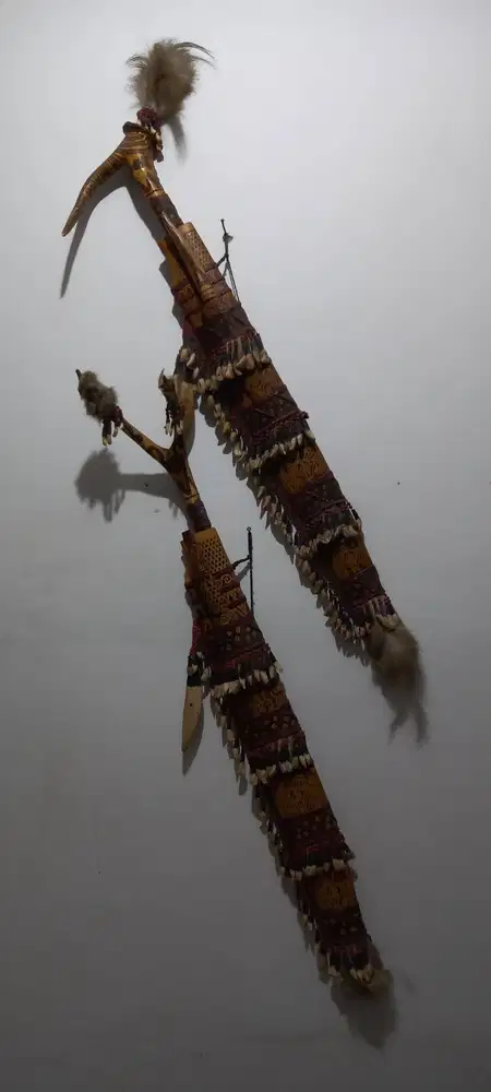 Asli Mandau Kalimantan Panjang 1 Meter Lebih Antik