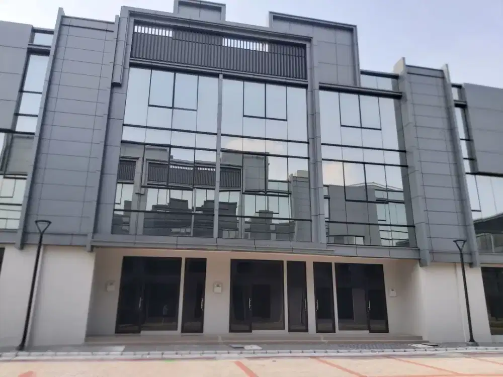 Ruko Osaka PIK 2 Ukuran 4,5x16,25 Kosongan 3 Lantai TERMURAH