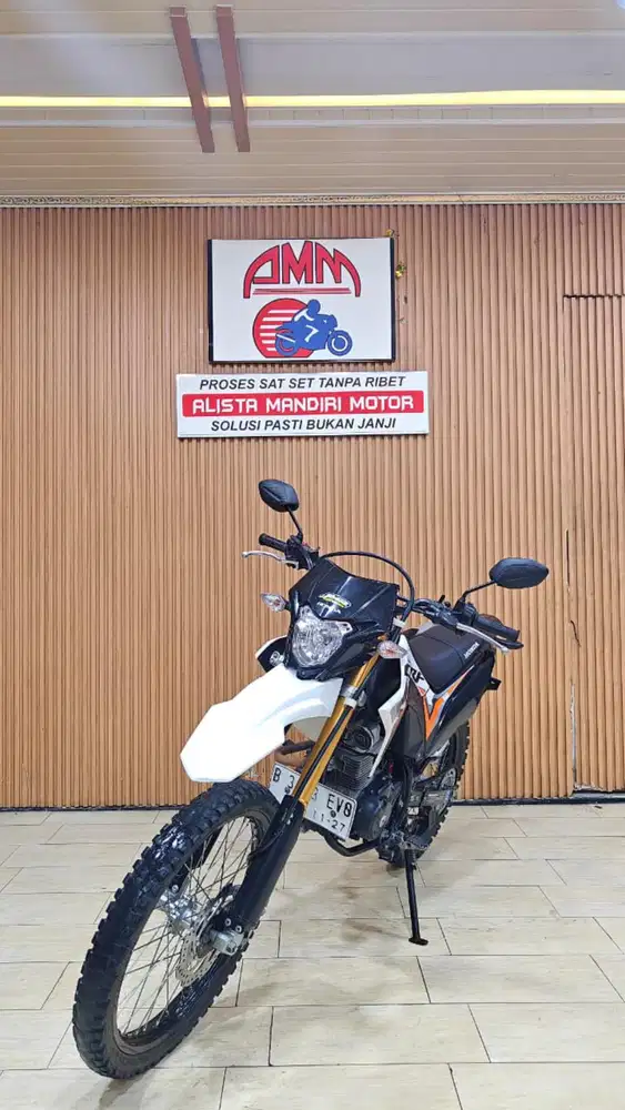 CRF 150 2022. CASH/CREDIT. MESIN BODY KAKI2 AMAN. PAJAK ON. SS LENGKAP