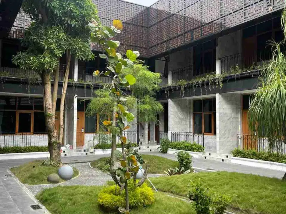 INVESTASI LANGKA! Hotel Joglo Fully Furnished + Cafe LT 2, LT 1600m², Dekat UGM & UPN - Siap Cuan