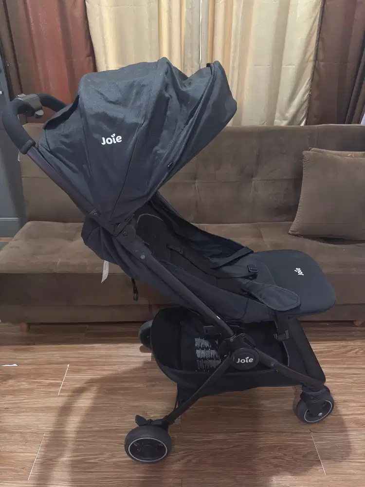 PRELOVED STROLLER JOIE LIKE NEW