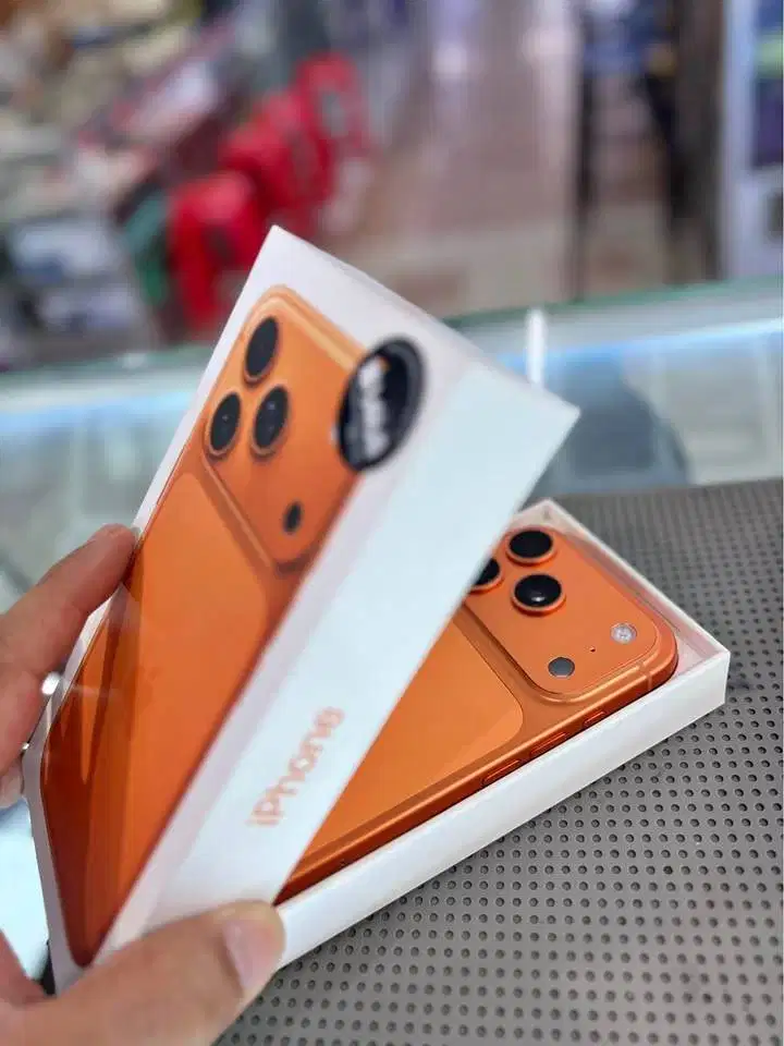 Iphone 17 PRO 512 GB (Oren) IBOX Belom Aktif! Buka dus doang