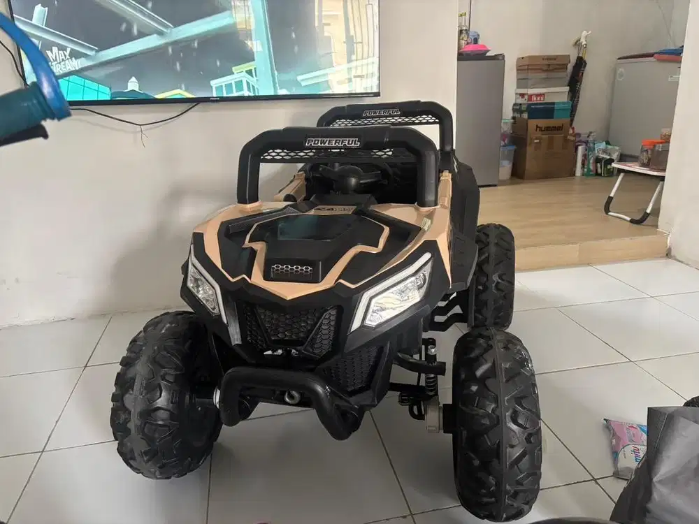 Mobil mobil an listrik